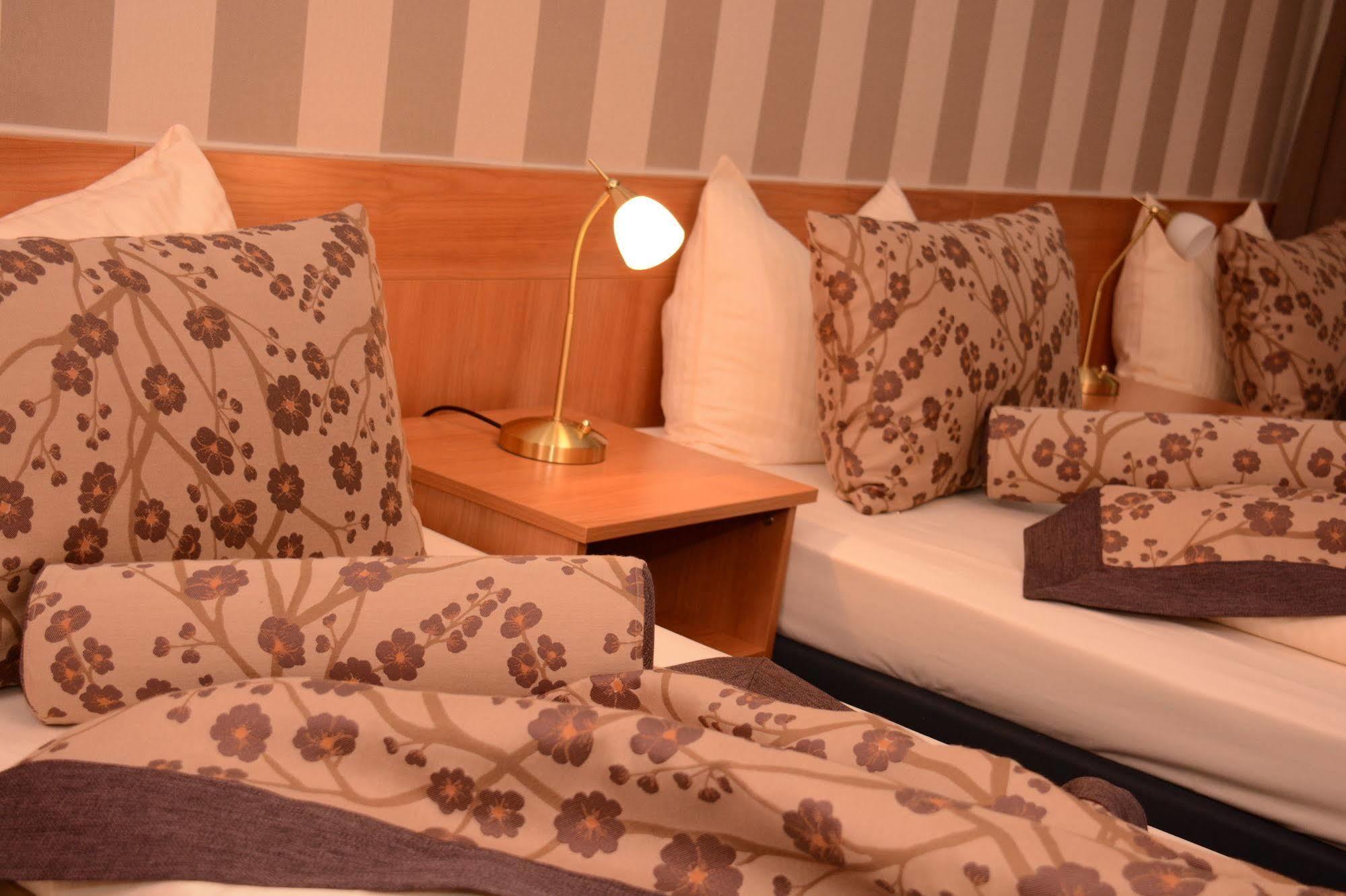 Hotel Brecherspitze Monachium Zewnętrze zdjęcie