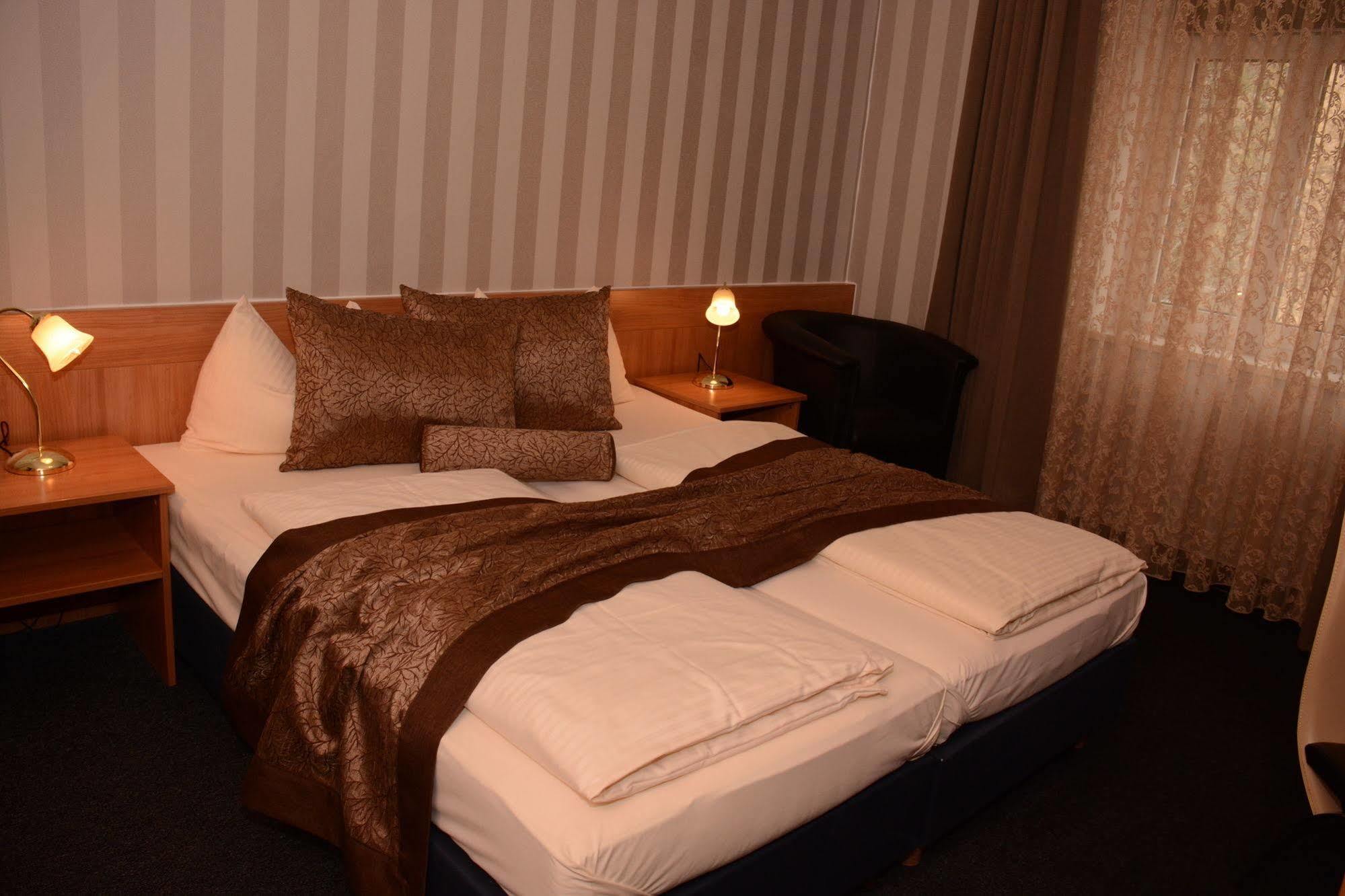 Hotel Brecherspitze Monachium Zewnętrze zdjęcie